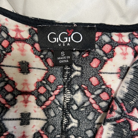 Gigio Black Floral Geometric Design Cardigan Vest Small (oversized) with Tassels - Picture 6 of 7